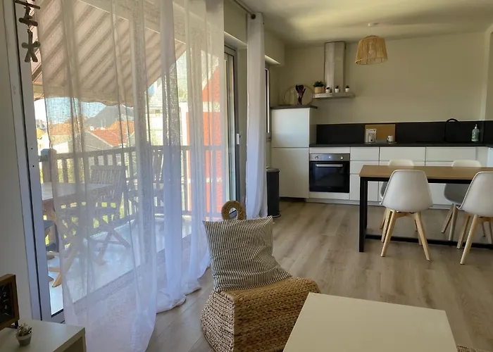 Hyper Centre - 2 Pieces Confort - Terrasse - Ascenseur -