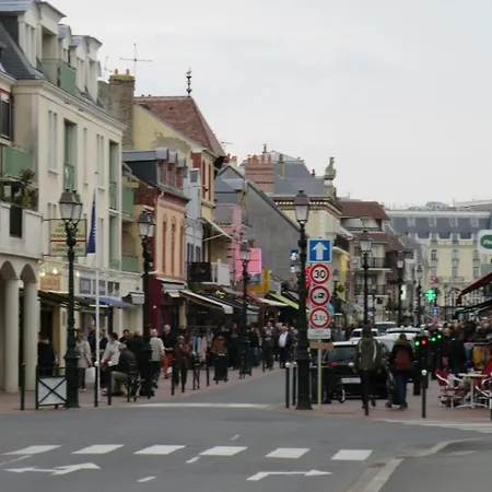 Hyper Centre - 2 Pieces Confort - Terrasse - Ascenseur -