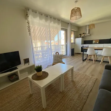Hyper Centre - 2 Pieces Confort - Terrasse - Ascenseur - Cabourg