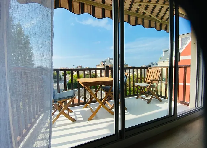 Daire Hyper Centre - 2 Pieces Confort - Terrasse - Ascenseur - *